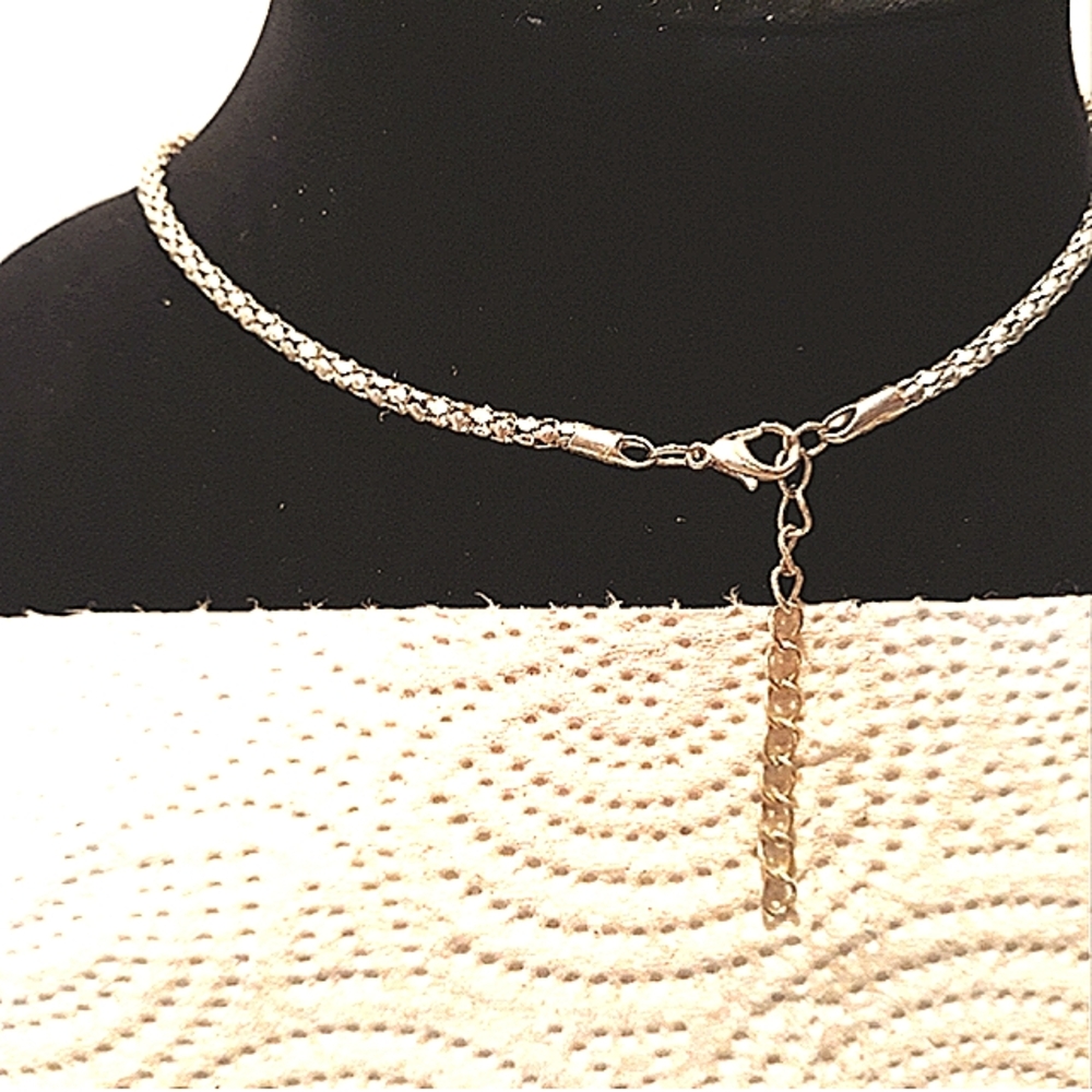 GOLD Key Pendant Crystal Rhinestone Necklace 18"-22" Chain NEW - Picture 5 of 9